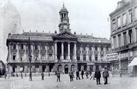 © © Médiathèque d’agglomération de Cambrai Main square in Cambrai – The Kommandantur